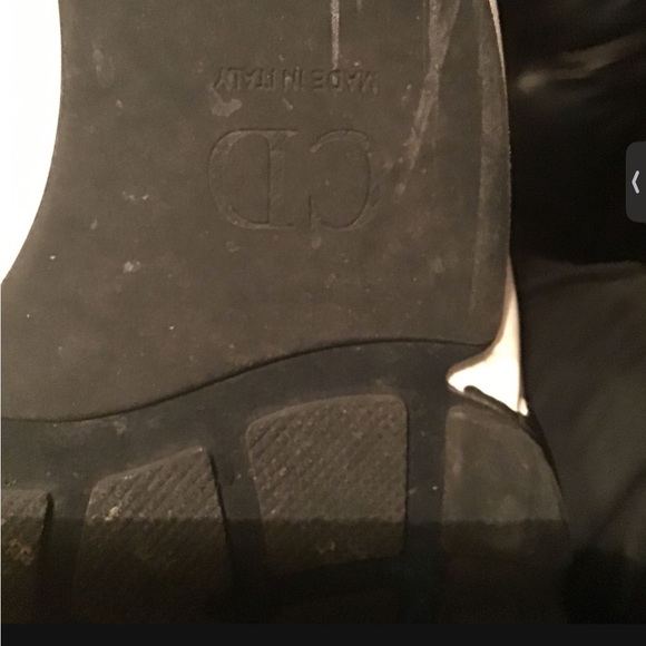 Had these a year long wore them twice And put them in storage . Paid 1500 - Picture 3 of 4